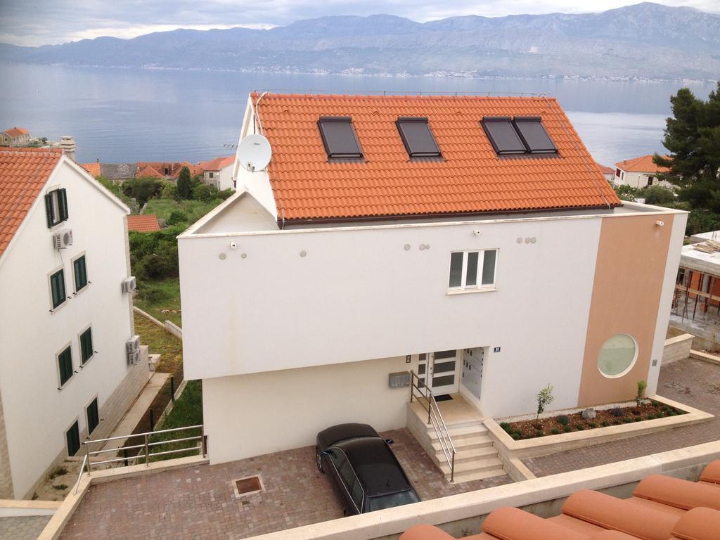 Apartments Klementina Postira Dış mekan fotoğraf